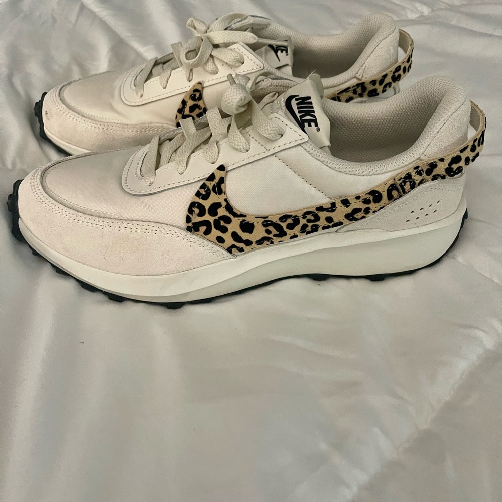 Nike Cream and Brown Fashion Sneakers